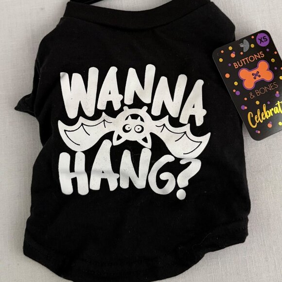 Wanna Hang Dog Shirt Halloween Pet Tee Size XS Black Bat Design Buttons and Bone - Picture 6 of 6